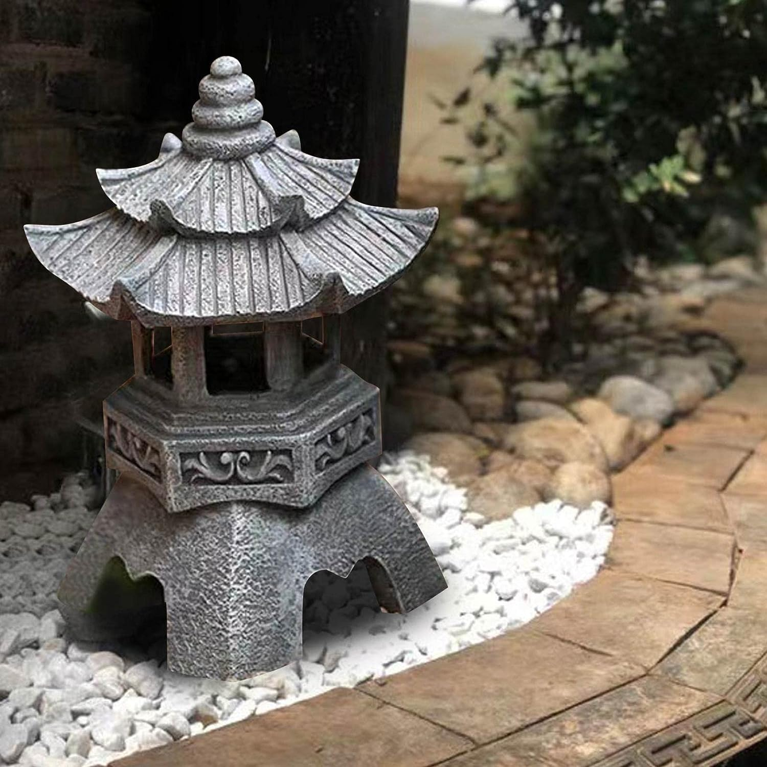 Garden Solar LED Pagoda Lanter - Outdoor Lighting Japan avis et prix